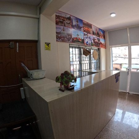 Hotel Global Village カトマンズ エクステリア 写真